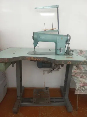Фабричная швейная машина