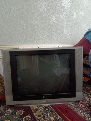 LG kattasi Ishlaydi, narxini yana kelishamiz