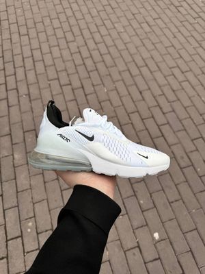 Nike Air Max 270