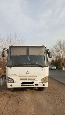 Avtobus Isuzu np 21