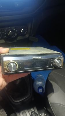 Магнитола Pioneer P88RS2