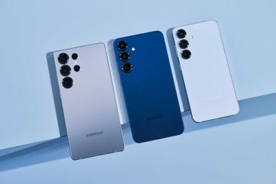 Новый Samsung S25, S25+, S25Ultra C годовой официальной гарантией.