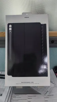 Оригинальный чехол с клавиатурой и тачпадом Samsung