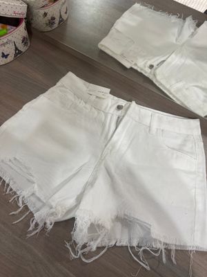 Женские шорты