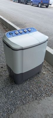 LG 4кг полуавтомат стиралка.
