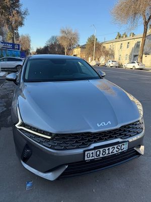 Продается KIA K5 Prestige