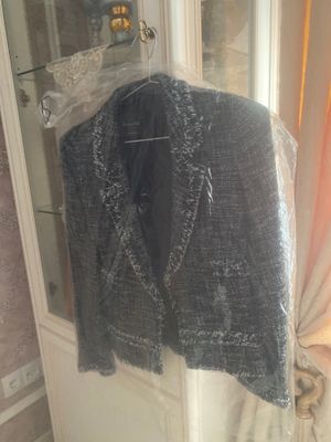 Kostyum modniy massimo dutti brend