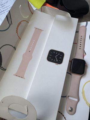 apple watch se 44mm pink