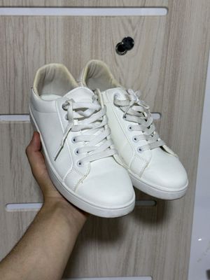 unisex Louboutin yengide