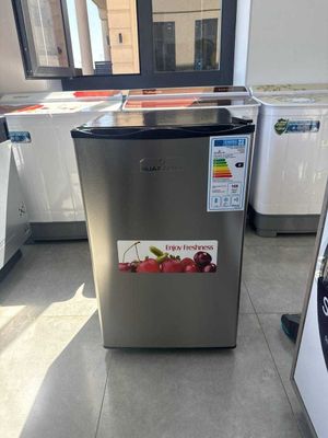 Вертикальный морозильник Guarante De Frost, гарантия год и доставка.