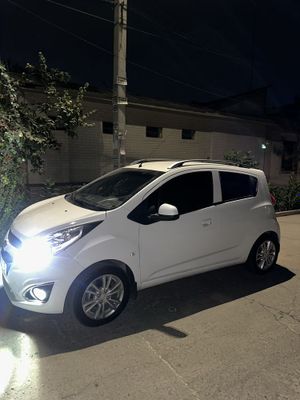 spark avtomat 8700$