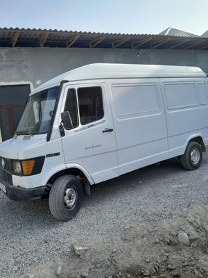 Mersedes benz sotiladi