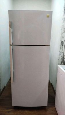 Продается холодильник