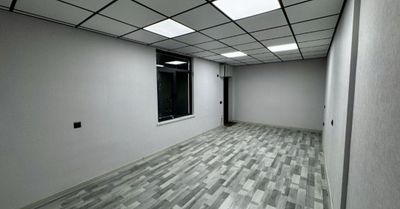 Офис, Тур фирма, Нотариус и др на Катартале (ор -р Парус)