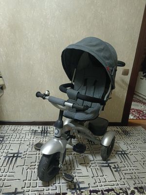 Срочно продается велоколяска