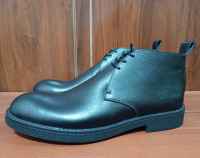 Leather Chukka boots