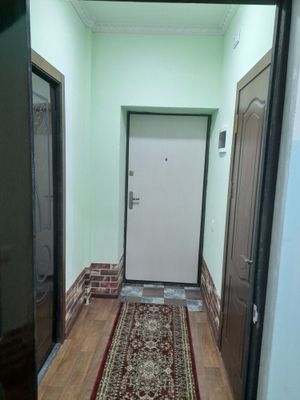 Qo'yliq metro yaqinida yangi navastiroyka 1/1/7 kuvartera ijaraga beri