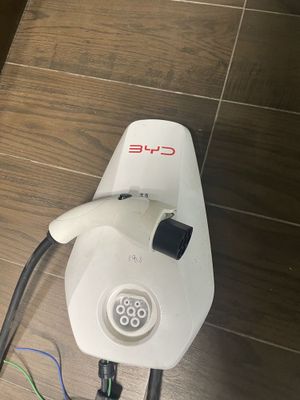 BYD. yengi zaryatka