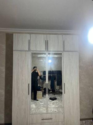 shkaf sotiladi mebel shkaf
