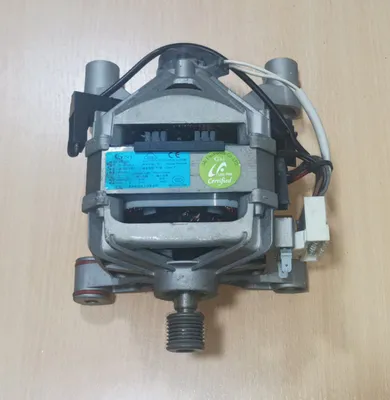 Двигатель для Ст. машин автомат "Samsung". Б/у!