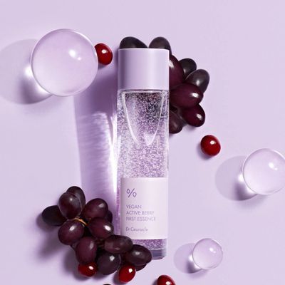 Капсульная веганская эссенция Dr.Ceuracle Vegan Active Berry First Essence