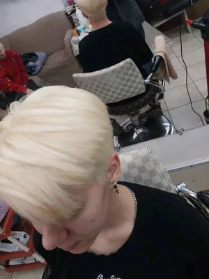 Парикмахер, колорист, брейдер.