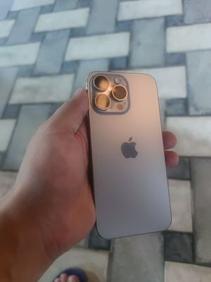 Iphone 15 pro max 256 gb 90%
