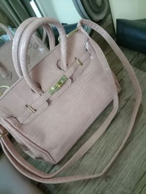 Hermes sumka 1-2marta tutilgan