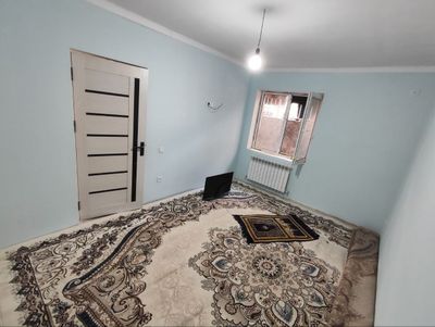 1 xonali yangi uy arenda maklersiz