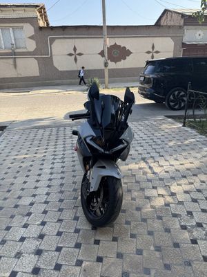 CF Moto 675 sr 2024