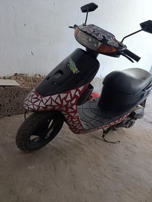 Скутер Suzuki lets 2 ; 50кубов
