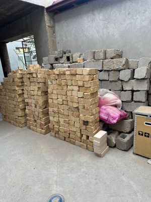 B/u Gʻisht paltara va blok 20 ga 40sm razmerlisi sotiladi arzon narxda