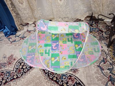 Bolalar uchun yigʻiladigan  pashshaxona