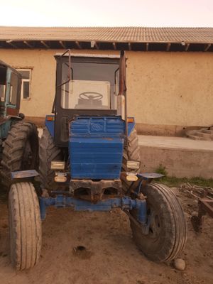 traktor t 28