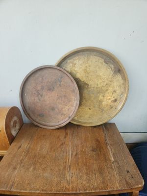 Продам антикварные медные подносы Продаются 2 старинных медных подноса