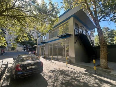 Аренда коммерческой недвижимости Дархан , стадион Старт, 110м2