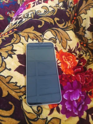 holati ideal 8/128 aybi imeyka otmagan madel a34