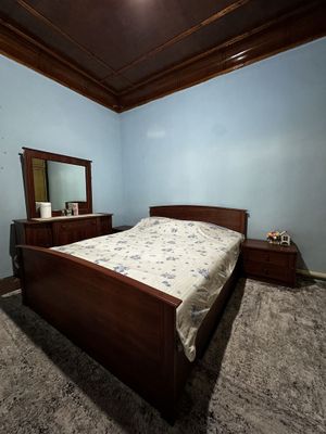 Kravat, 2 ta tumbichka tryumo shkaf sotiladi