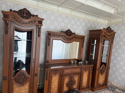 камод с двумя стенками в идеальном состоянии