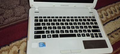 Samsung netbook xolati zo'r