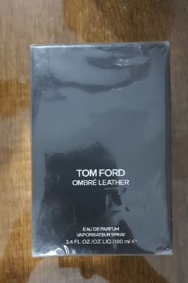 Tom ford atr erkaklar uchun