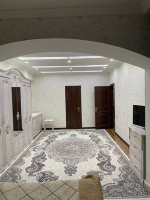 Срочно АРЕНДА квартиры 3 комнатная укомплектованная 900$
