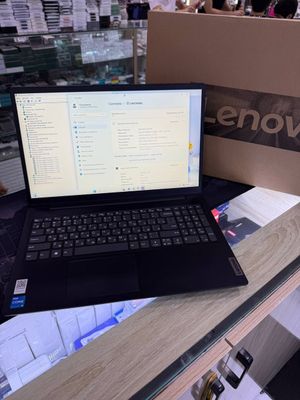 Lenovo v15 intel Core i3 1215U DDR4 8GB SSD 256GB