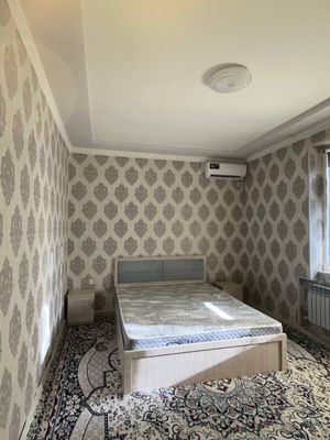 Аренда :Ижара яшнобод иззат к 2/5/8 жихозлари тулик лифт ишлиди 60 кв