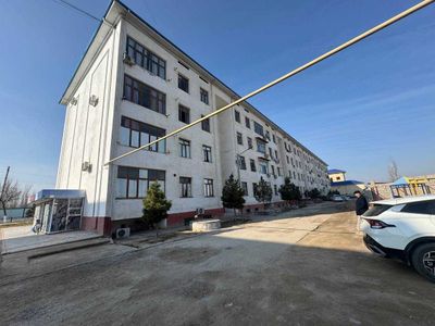 Qarshi shahri Qarshi MFY Buyuk turon kochasi 19-uy 36-xonadon sotiladi