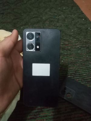 Oppo reno 7 sotiladi
