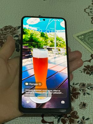 Assalomualekum Telefon sotiladi