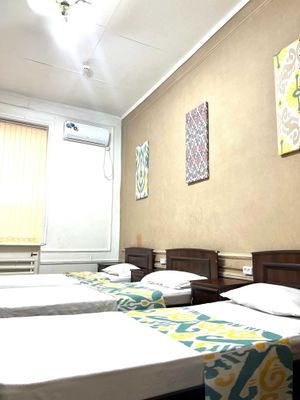 Kunlik Hostel | Mehmonxona | Регистонда. Обше: 50 дан ошиқ жой бор