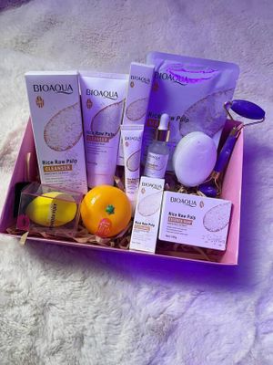 Bioaqua yuz uchun ideal uxodviy kosmetika