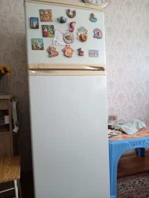 Холодильник. Днепр. Б/у ч отоичном состоянии. и